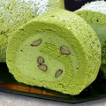 とろ〜り　とろける抹茶ムースのロールケーキ【お茶の里城南】