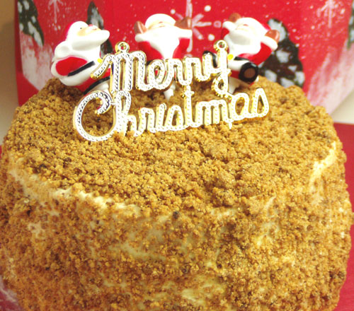 クリスマスケーキさくさくチーズのホールシフォン【HUMPTY DUMPTY】