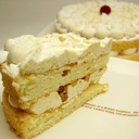 バタークリーム好きさん必見ケーキマスコット【駒の街からの便り】