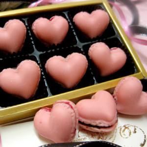 ハートのマカロンチョコレート【パティスリー　アンジェラ】