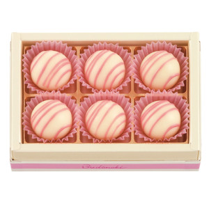 苺のトリュフ【銀のぶどう】